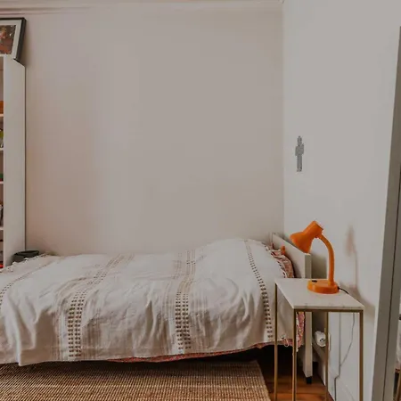 Serein Appt With Balcony - 3bd 5p - Canal St Martin Apartment