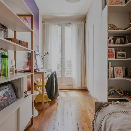 Serein Appt With Balcony - 3bd 5p - Canal St Martin