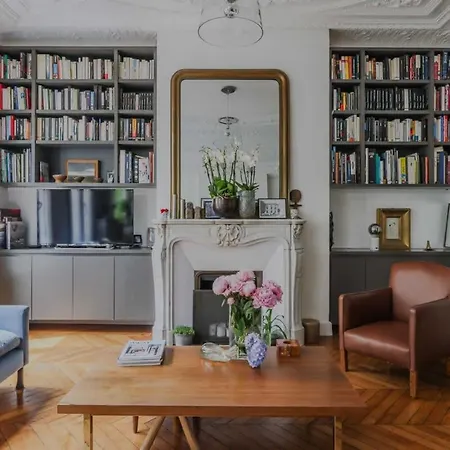 Serein Appt With Balcony - 3bd 5p - Canal St Martin * Paris