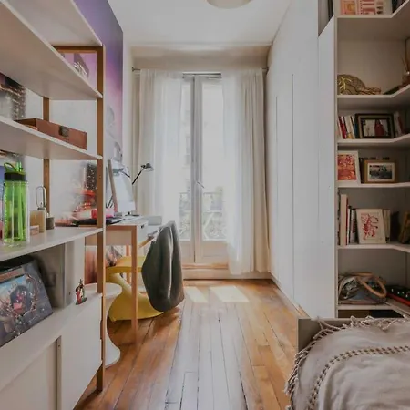 Serein Appt With Balcony - 3bd 5p - Canal St Martin *